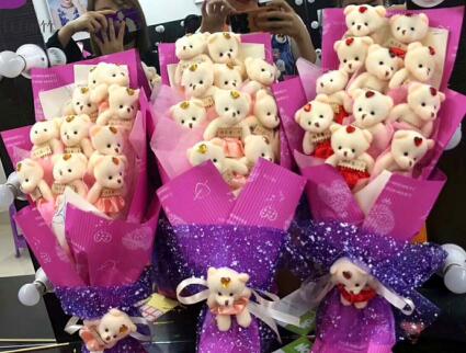 南寧插花學(xué)校分享：麗竹花藝氣球培訓(xùn)班開(kāi)課啦