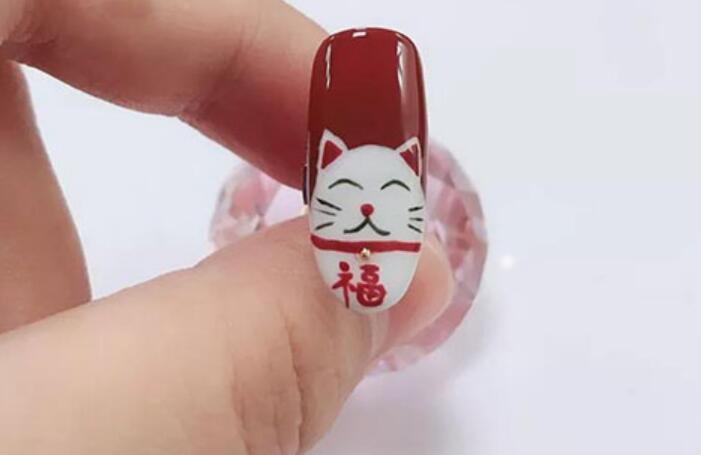 南寧美甲學(xué)校：招財(cái)又招福的“招財(cái)貓美甲”教程