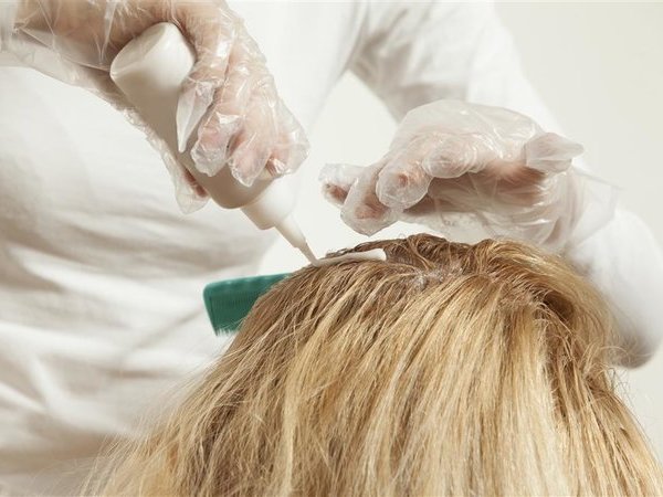 南美發(fā)學校：頭發(fā)染不上色怎么辦