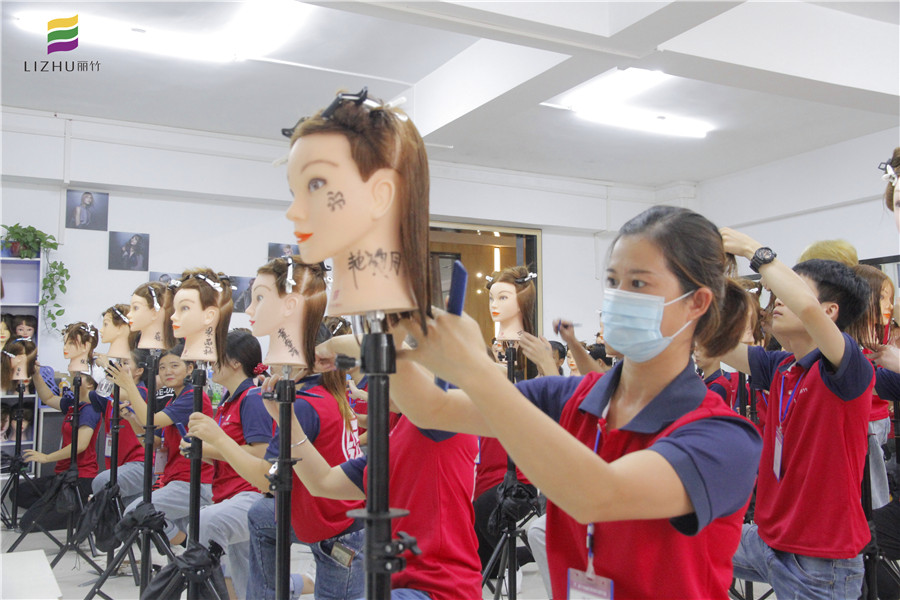 廣西美發(fā)學(xué)校：美發(fā)培訓(xùn)知多少