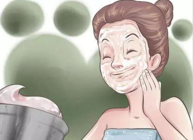 南寧美容學(xué)校：秋冬如何正確護(hù)膚