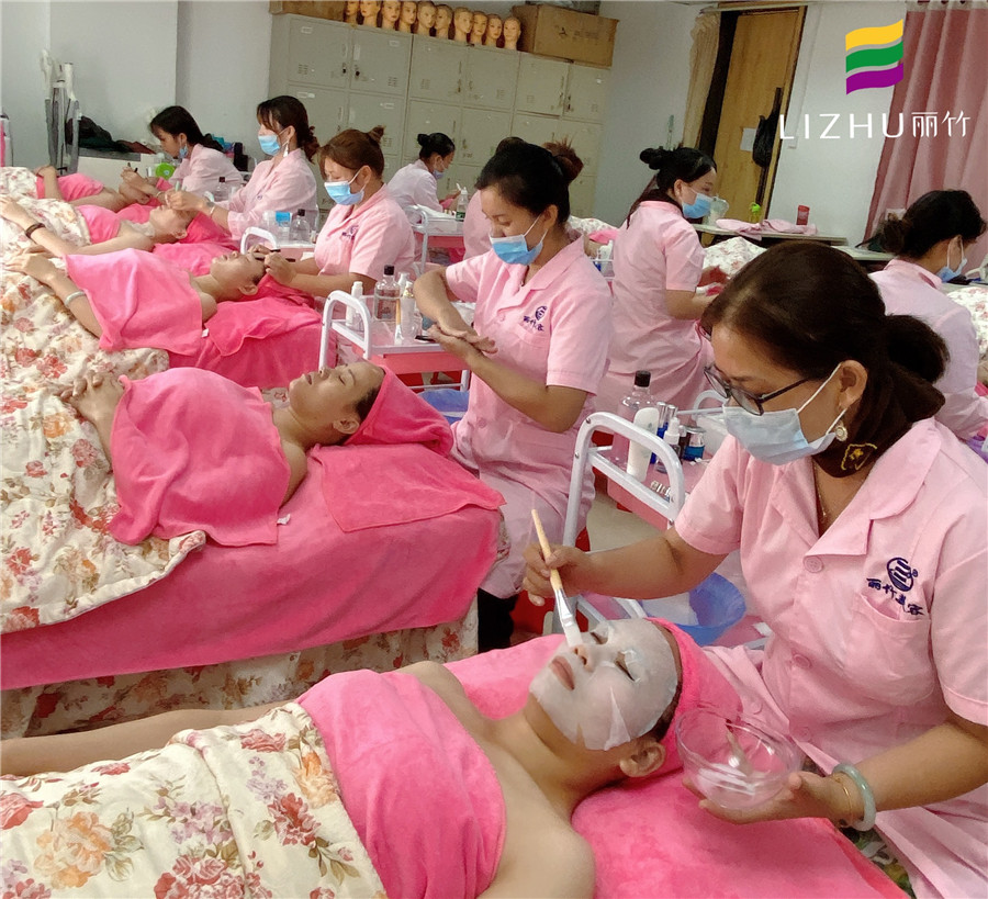 南寧美容培訓資訊：面膜怎么敷效果好