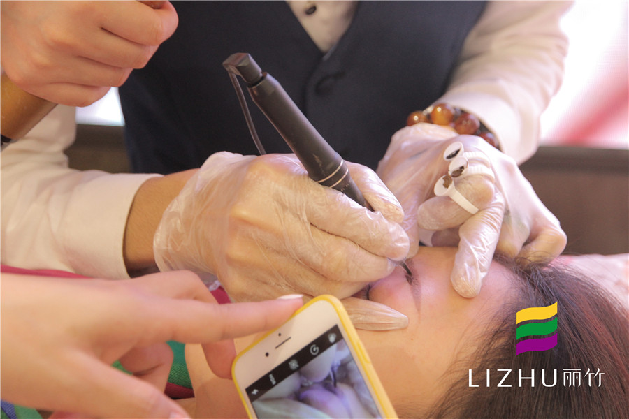 六種眉毛的紋繡操作方法，南寧紋繡培訓(xùn)學(xué)校分享