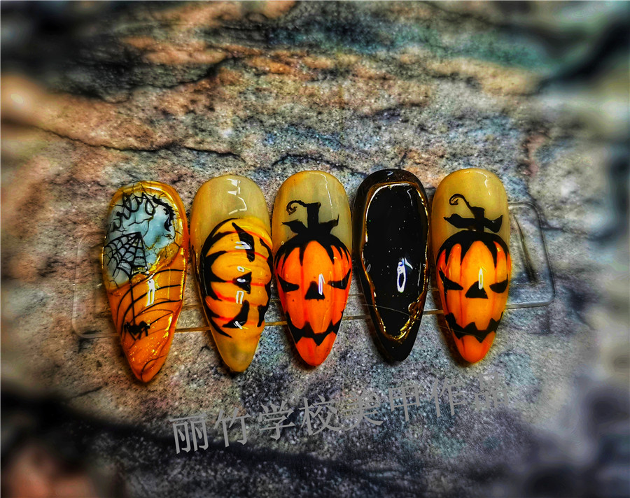 麗竹學(xué)校美甲作品：萬圣節(jié)美甲
