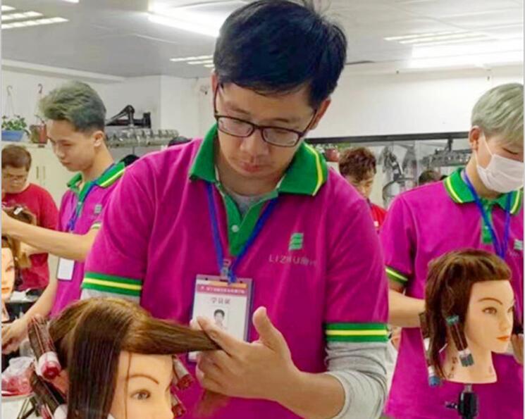 南寧正規(guī)美發(fā)學校學員感言：到麗竹學校學美發(fā)是對的