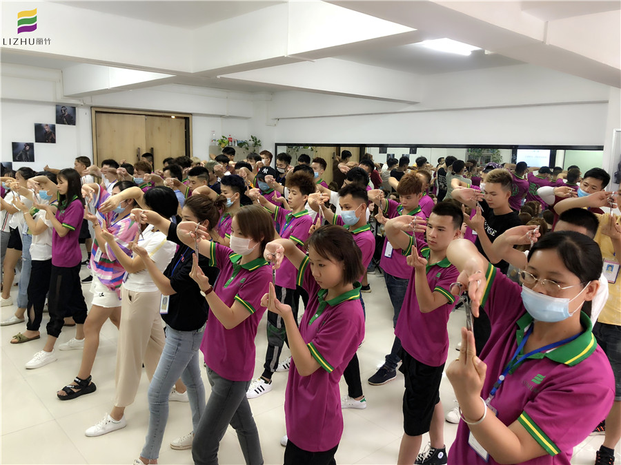 南寧美發(fā)培訓(xùn)課程：如何成為合格的美發(fā)師