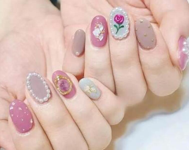 美甲怎么保養(yǎng)更持久？南寧專業(yè)美甲培訓(xùn)告訴你