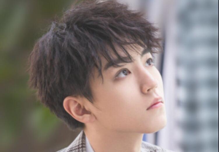 分享錫紙燙和煙花燙的區(qū)別，告訴你廣西美發(fā)學(xué)校哪家專業(yè)