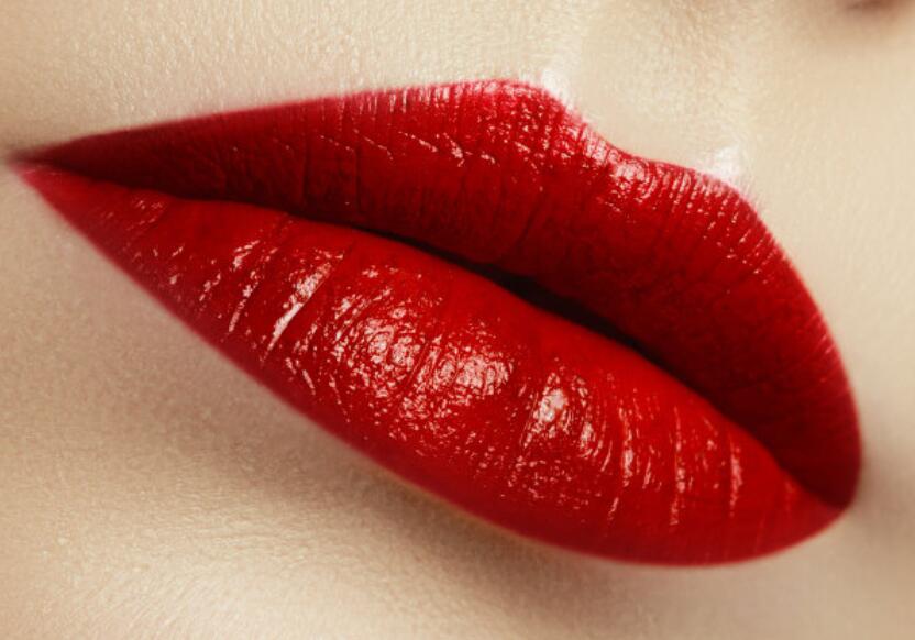 紋唇后不能吃哪些東西？快來看看廣西專業(yè)紋繡學(xué)學(xué)校怎么說