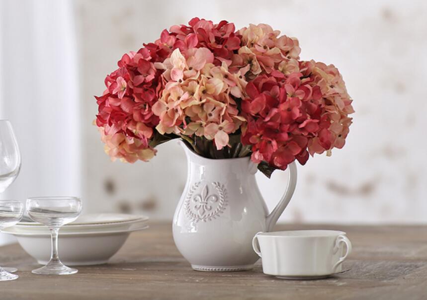 怎么延長繡球花的期限？快來和廣西插花培訓(xùn)班學(xué)習(xí)