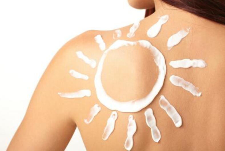 這樣涂才是真“防曬”？快來和廣西美容學(xué)校學(xué)習(xí)