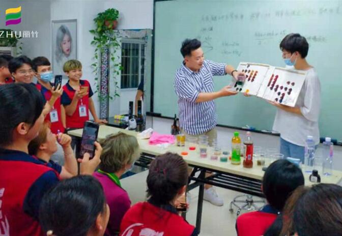 為什么美發(fā)要學色彩知識？南寧美發(fā)培訓學校解釋給你聽