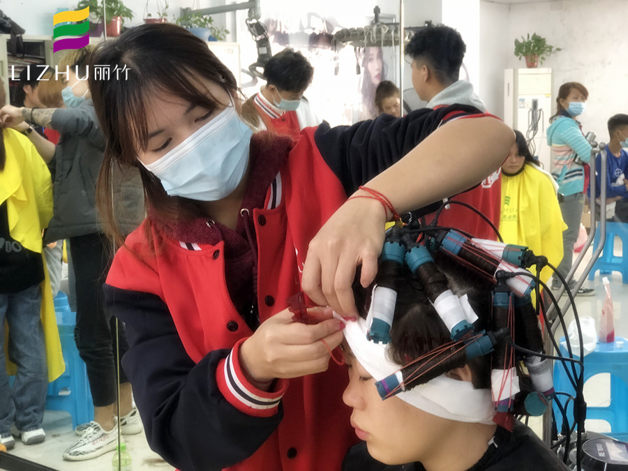 廣西美發(fā)培訓知識：短發(fā)可以燙什么發(fā)型