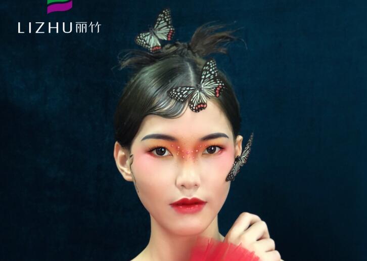 南寧化妝培訓(xùn)?？茖W(xué)校：清純杏色妝教程