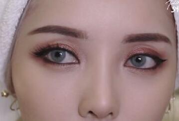 小眼睛適合哪些妝容？廣西化妝培訓學校幫你答疑