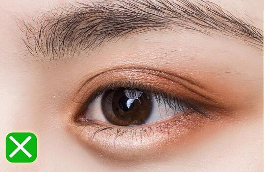 新手臥蠶教程，和南寧彩妝造型學校學起來?