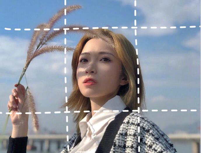 使用拍照構(gòu)圖妝容技巧，和廣西化妝培訓(xùn)班學(xué)習(xí)吧