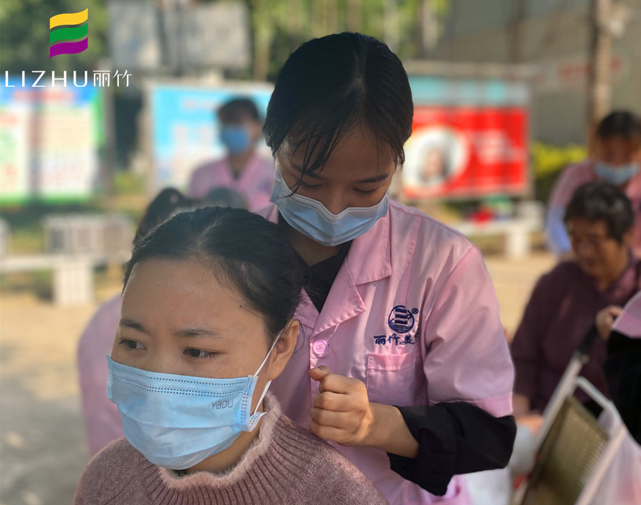 感謝學(xué)校！感謝老師！感謝同學(xué)---南寧美容學(xué)校學(xué)子感言