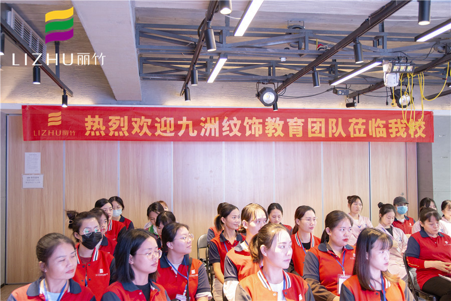 南寧紋繡學(xué)校“高 級(jí)感眉眼唇精修班”火爆開(kāi)班