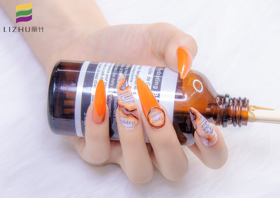 尖形指甲適合什么人？廣西美甲學校分享