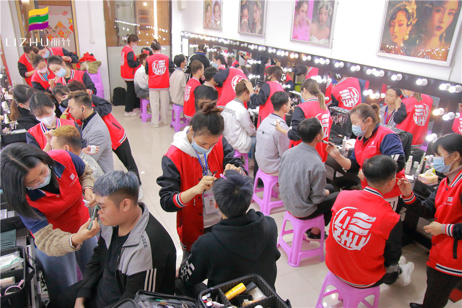 男士妝容的化妝技巧，南寧彩妝培訓(xùn)分享