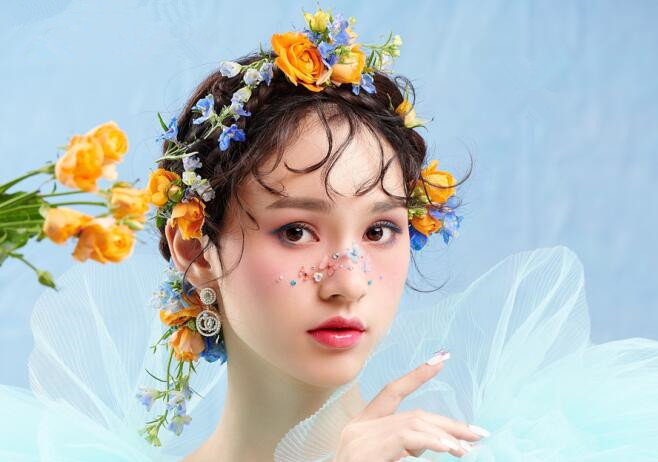 田園風(fēng)新娘有哪些特點？廣西教新娘妝的學(xué)校分享給你