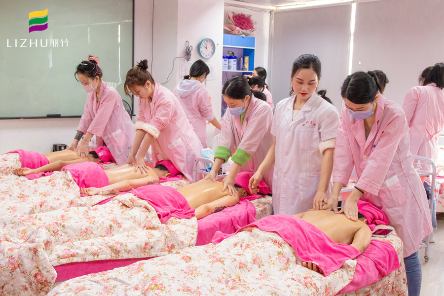 學(xué)肩部按摩注意事項(xiàng)，知道南寧哪里可以學(xué)肩頸按摩