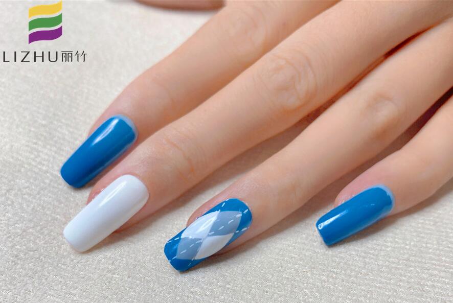 藍(lán)色格紋美甲，廣西美甲教學(xué)作品