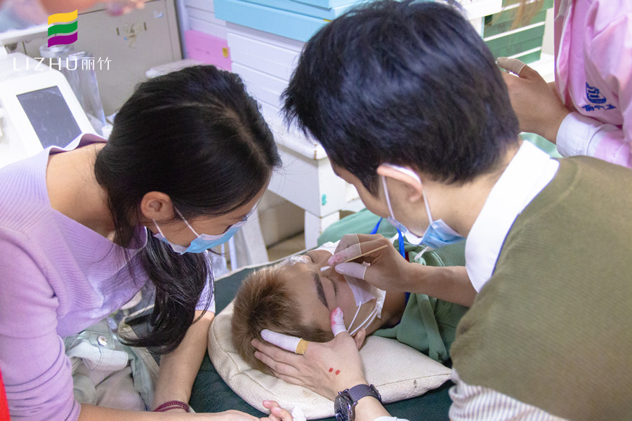 紋眉發(fā)炎了怎么辦？廣西紋繡護(hù)理技巧分享