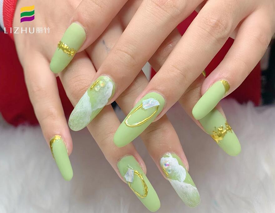 怎么挑選適合的指甲油顏色？南寧美甲基礎(chǔ)教程