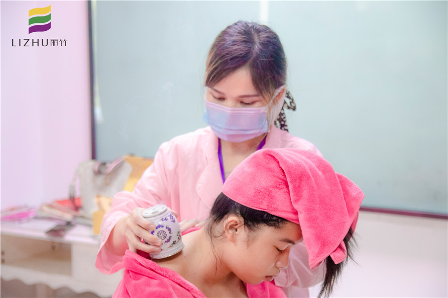 艾灸次數(shù)越多越好嗎？快聽南寧中醫(yī)美容培訓(xùn)班老師怎么說