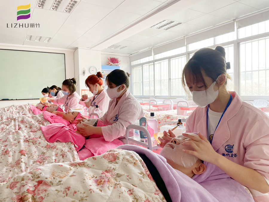 廣西美容面部護(hù)理：面部撥筋后要敷面膜嗎？