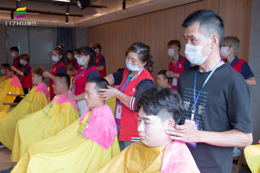 分享洗護按摩手法教程 | 南寧學洗護