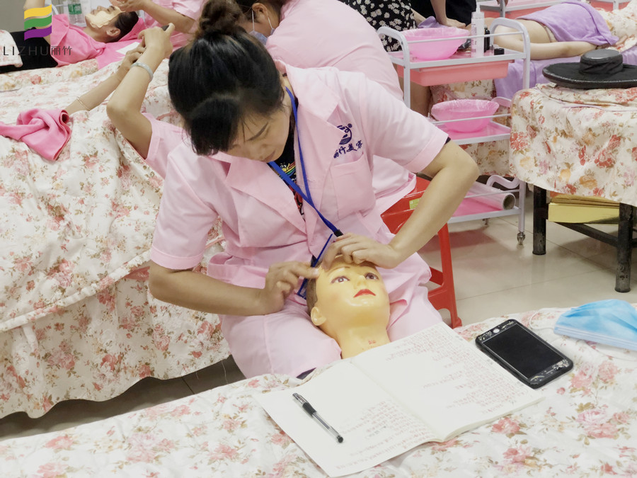 面部穴位認識 ，南寧美容基礎學習