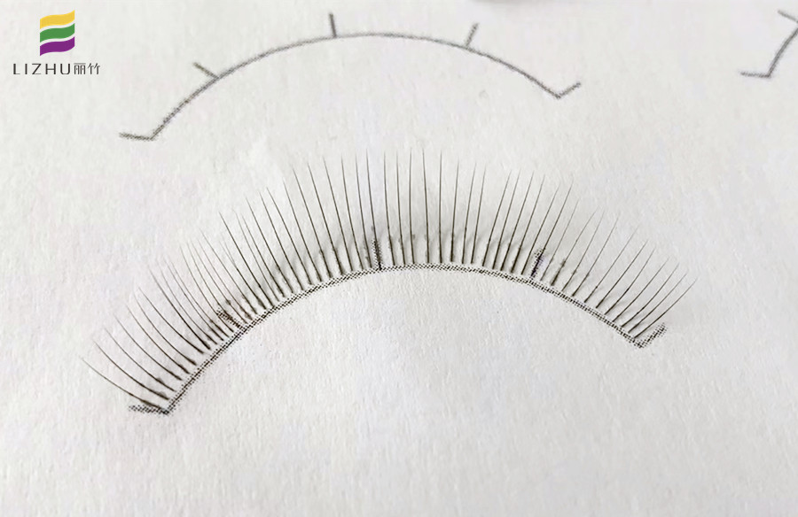 美睫練習(xí)方法多樣化，南寧美睫紋繡學(xué)校為你推薦