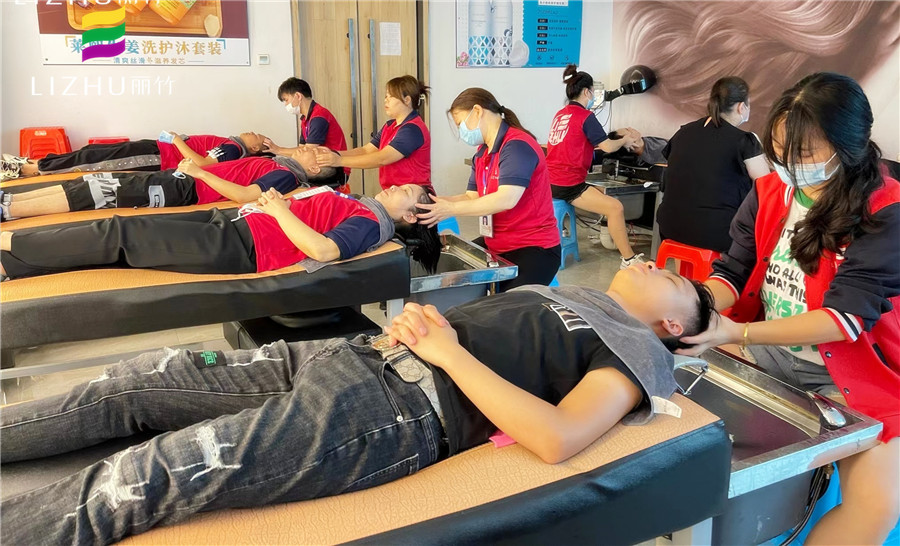 泰式洗頭和中式洗頭的區(qū)別，南寧美發(fā)洗護培訓(xùn)課程