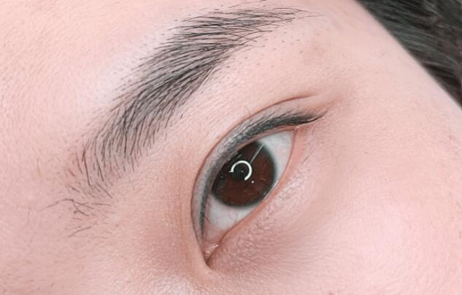 紋眉如何設(shè)計(jì)眉峰？南寧專業(yè)正規(guī)紋繡學(xué)校解析