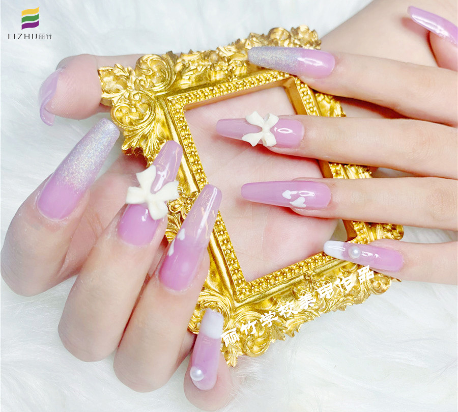 光療美甲怎么保養(yǎng)？南寧美甲基礎班課程學習