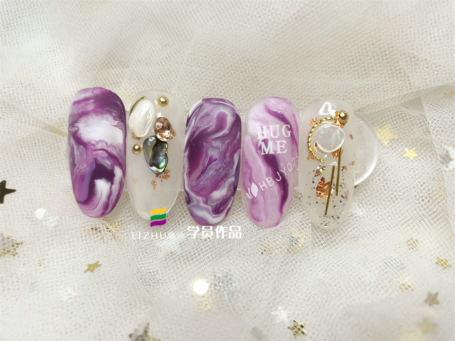 暈染美甲，麗竹專業(yè)美甲師學校學員作品