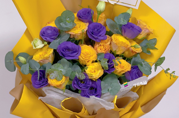 玫瑰花束圖片，學員告訴你南寧學插花要多久