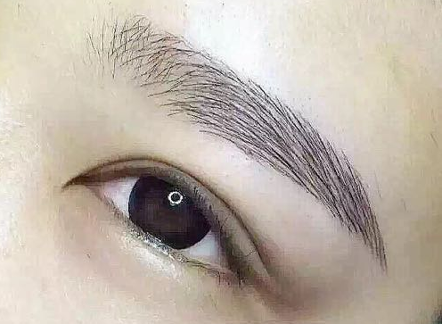 處理霧眉眉頭的原則，廣西紋繡培訓(xùn)紋眉課程