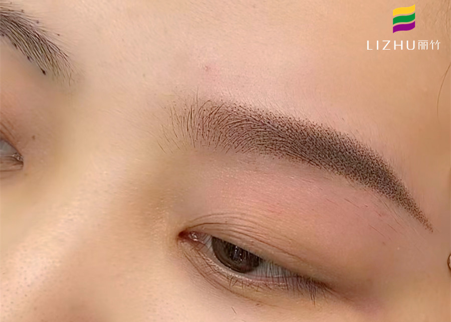 廣西學(xué)紋繡專業(yè)：紋眉過后顏色過深怎么辦？