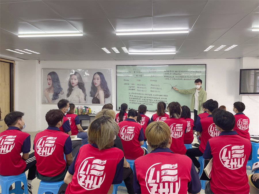 燙染理論知識(shí)，南寧美發(fā)燙染課程分享