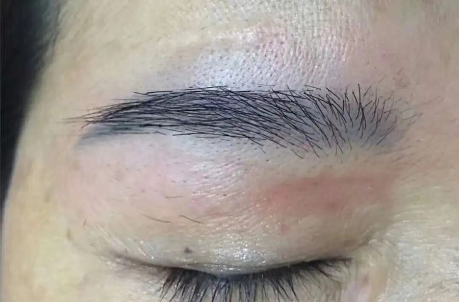 藍(lán)眉和紅眉形成的原因，看南寧紋繡培訓(xùn)正規(guī)學(xué)校哪家好?