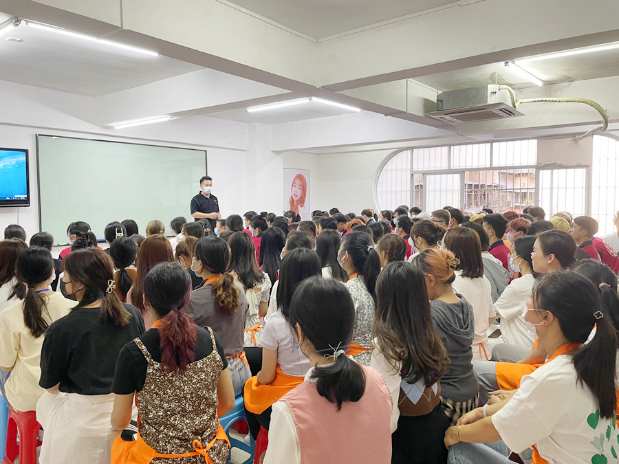 麗竹學(xué)校雙十一”課程勁爆活動現(xiàn)場氣氛熱烈