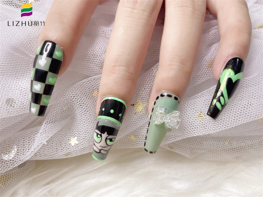 卡通棋盤格美甲，南寧美甲學校實訓作品