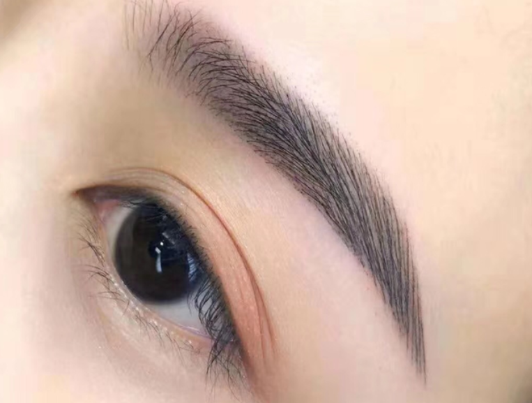 紋眉的價格怎么決定？南寧紋繡十大名校揭秘