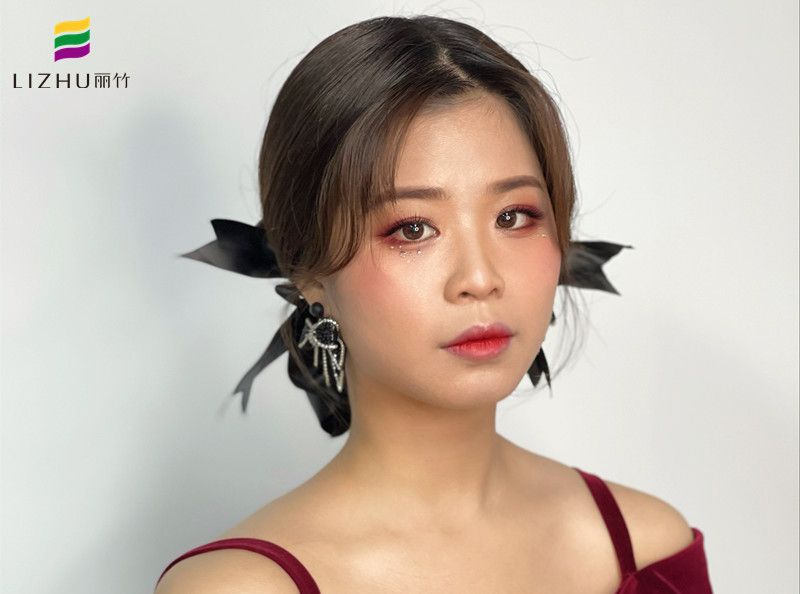 時尚簡約造型，廣西美妝師專業(yè)學(xué)校作品