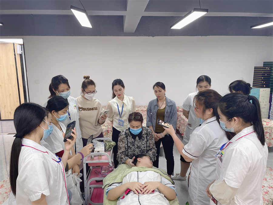 春季頭療的好處！南寧養(yǎng)生頭療美容學(xué)校分享