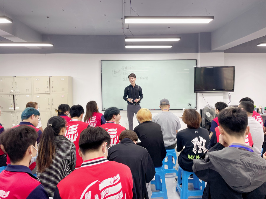 廣西美發(fā)專業(yè)畢業(yè)就業(yè)宣講---至臻國際專場